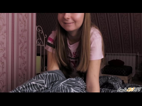 ❤️ Blondinka globoko sesa svojega prijatelja in dobi spermo v usta Kvalitetni seks pri nas ❌